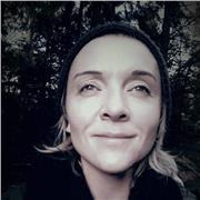 Titulaire d un master en traduction anglais-neerlandais / français, j ai enseigné les langues germaniques durant 10 ans aux classes de seconde a terminales dans un lycée a Bruxelles